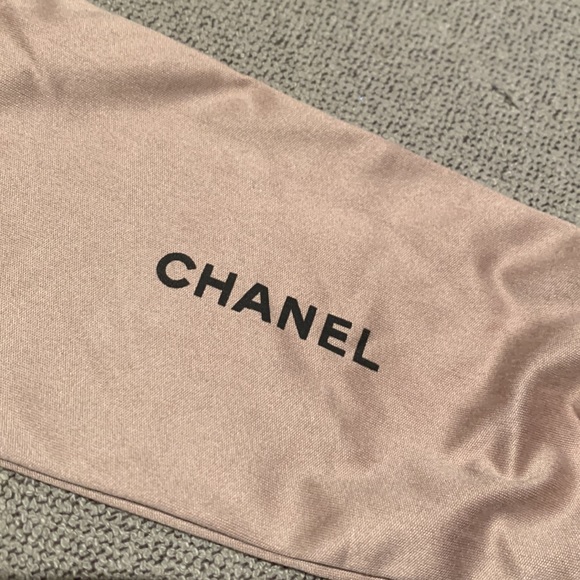 Chanel glasses cloth bag - Picture 2 of 3